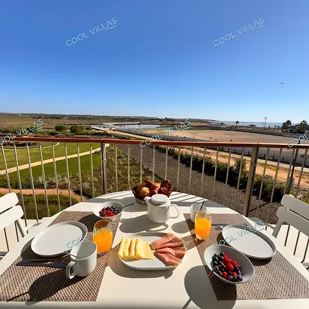 Blue Horizon-3pax Luxury *